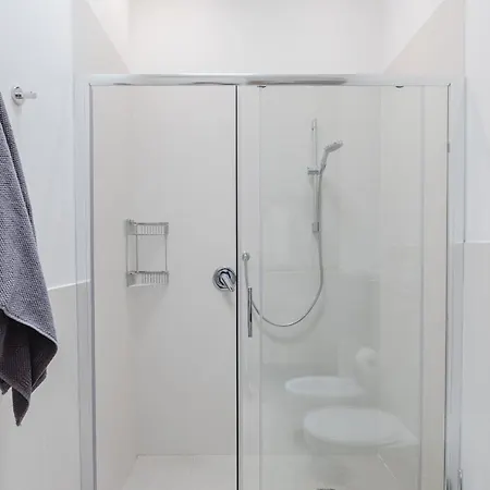 Elegante E Classico Attico Con Terrazzo Privato Vicino Al Vaticano דירה *